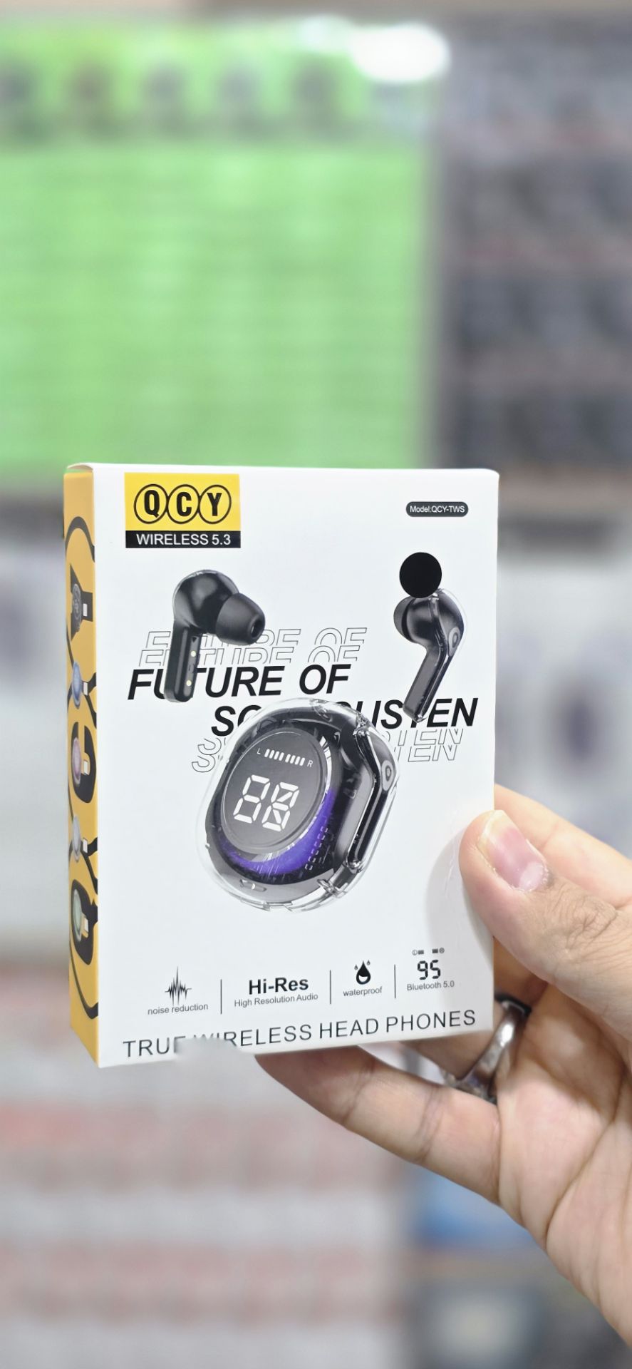 ایرپاد شیشهای QCY TWS | نمایشگر دیجیتال | کیفیت صدای Hi-Fi | مکالمه شفاف | شارژدهی بالا