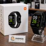 برند: Redmi مدل: Watch 5 Active نوع نمایشگر: LCD اندازه نمایشگر: 2.0 اینچ رزولوشن: 320×385 پیکسل قابلیت مکالمه بلوتوثی: دارد بلوتوث: نسخه 5.3 پایش ضربان قلب: دارد اندازه‌گیری اکسیژن خون (SpO₂): دارد پایش خواب: دارد پایش استرس: دارد بیش از 140 حالت ورزشی: دارد مقاومت در برابر آب: 5ATM سازگار با: Android و iOS شارژدهی باتری: تا 18 روز (بسته به نوع استفاده) اعلان تماس و پیامک: دارد کنترل موسیقی و دوربین گوشی: دارد توضیحات محصول Redmi Watch 5 Active یک ساعت هوشمند خوش‌ساخت و کاربردی است که با طراحی مدرن، صفحه‌نمایش بزرگ و امکانات متنوع، برای استفاده روزمره، فعالیت‌های ورزشی و مدیریت سلامتی طراحی شده است. نمایشگر 2 اینچی LCD با روشنایی مناسب، اطلاعات را با وضوح بالا نمایش می‌دهد و کار با ساعت را بسیار راحت می‌کند. این ساعت از مکالمه بلوتوثی پشتیبانی می‌کند؛ بنابراین می‌توانید پس از اتصال به گوشی، تماس‌های ورودی را مستقیماً از طریق ساعت پاسخ دهید. همچنین امکاناتی مانند نمایش اعلان‌ها، کنترل موسیقی، کنترل دوربین گوشی و دستیار صوتی، تجربه کاربری کامل‌تری را در اختیار شما قرار می‌دهد. در بخش سلامت، Redmi Watch 5 Active به سنسورهای پیشرفته‌ای مجهز شده که امکان اندازه‌گیری ضربان قلب به‌صورت 24 ساعته، سنجش اکسیژن خون (SpO₂)، پایش کیفیت خواب و اندازه‌گیری میزان استرس را فراهم می‌کنند. همچنین با پشتیبانی از بیش از 140 حالت ورزشی، همراه مناسبی برای فعالیت‌های ورزشی و تناسب اندام خواهد بود. باتری قدرتمند این ساعت با یک‌بار شارژ، بسته به نوع استفاده، تا 18 روز دوام می‌آورد و استاندارد 5ATM نیز مقاومت آن را در برابر آب و تعریق تضمین می‌کند. سازگاری با گوشی‌های اندروید و iOS باعث شده این ساعت برای طیف وسیعی از کاربران انتخابی مناسب باشد.